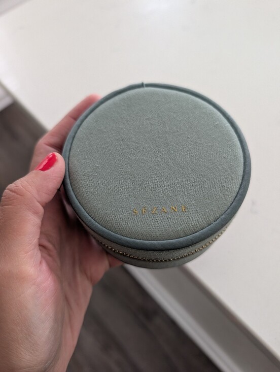 Sezane Jewelry - Sezane Jewelry Case